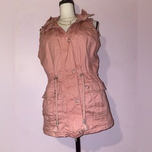 SNOBBISH COLLECTION Pink Hooded Vest. Size Medium (#bundle&save)